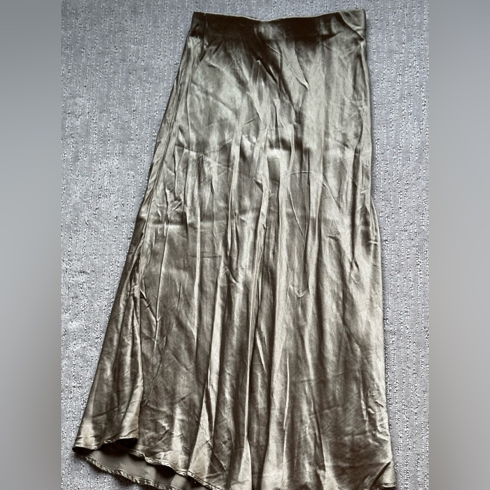 H&M Women's Satin Maxi Skirt in Silver
